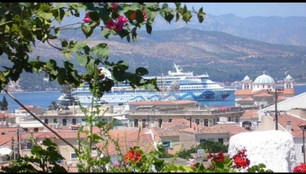 Odysseas Hotel Samos エクステリア 写真